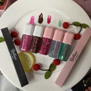 Batluxe ultimate lip combo kit with glosses and lip liners