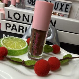 Batluxe Cocoa Drip Hydrating high shine chocolate lip gloss.