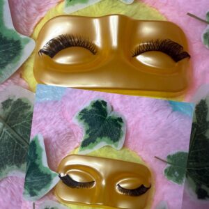 Hybrid Cat-Eye Lashes